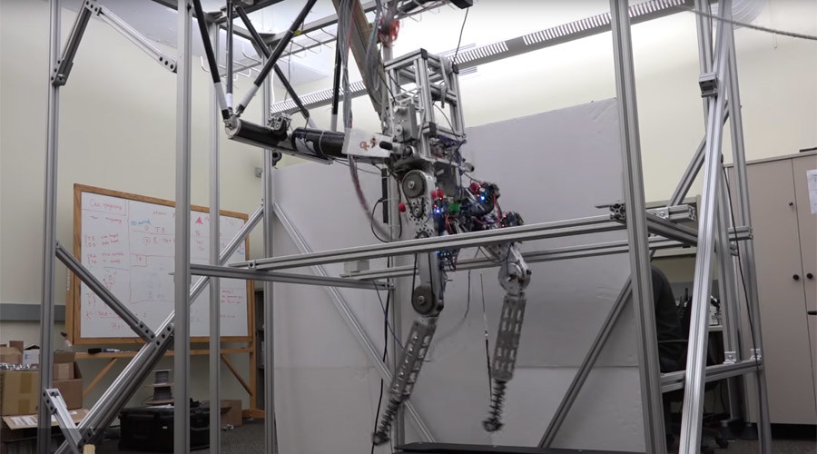 Roboty coraz lepiej nie tylko chodzą, ale i biegają - Vimarsana News