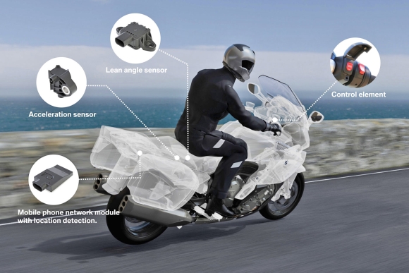 BMW Intelligent Emergency Call motocykl