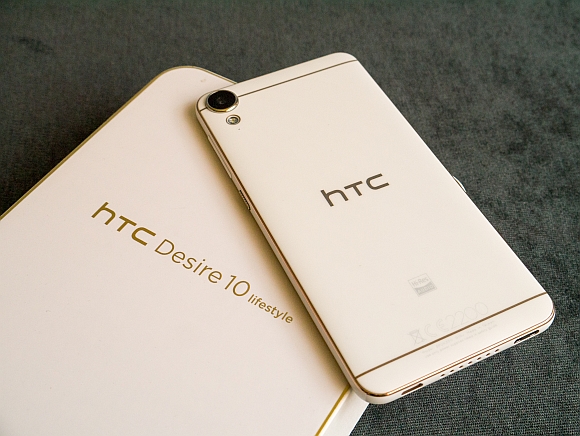 HTC Desire 10 Lifestyle recenzja