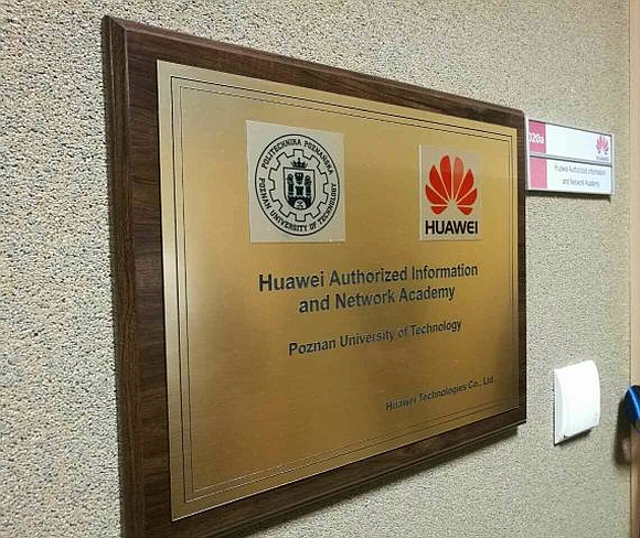  Akademia Huawei na Politechnice Poznańskej 