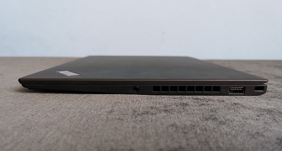 Lenovo ThinkPad X1 Carbon 2017 - recenzja 