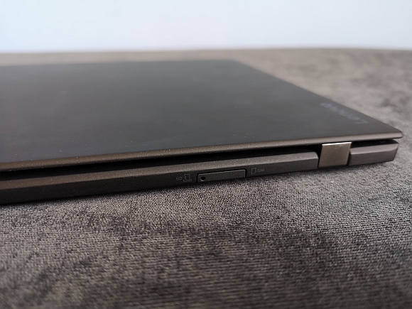 Lenovo ThinkPad X1 Carbon 2017 - recenzja 