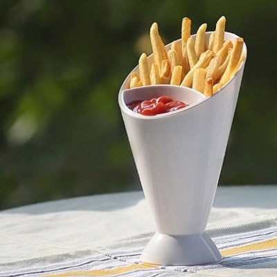 Praktyczne naczynie na frytki i ketchup