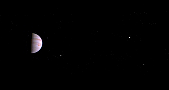 Pierwsze zdjęcie z sondy Juno