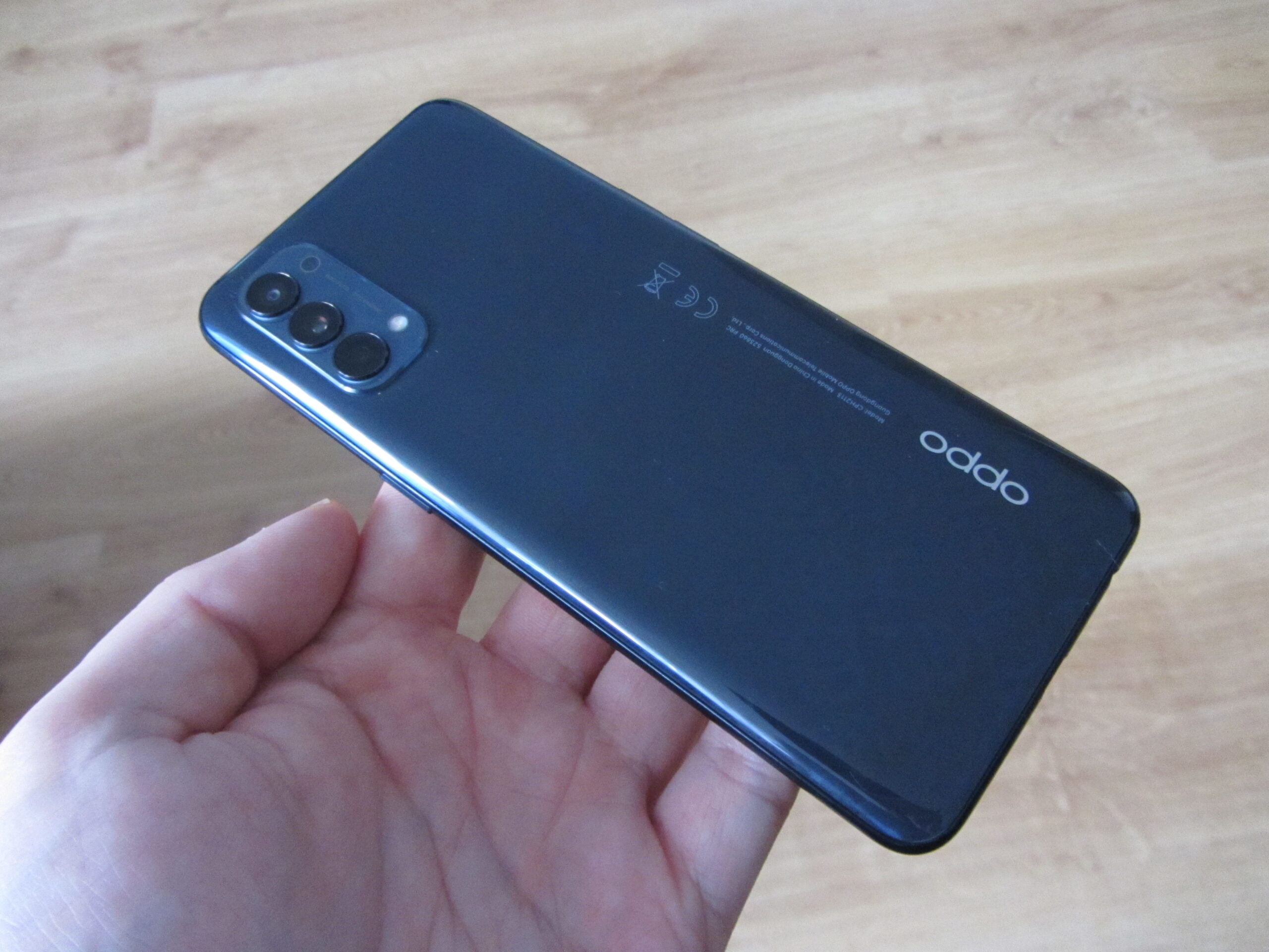 OPPO Reno 4 - średnia półka, duże możliwości! - Vimarsana News