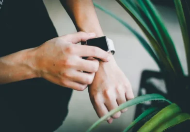 Wybieramy smartwatcha do 1000 złotych – grudzień 2025