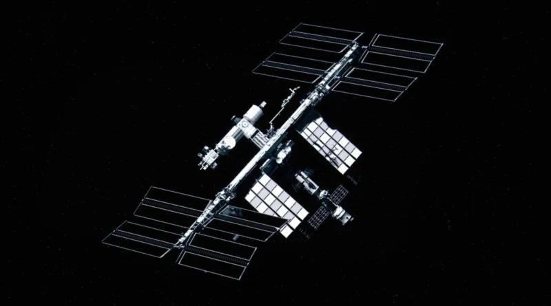ISS na czarnym tle