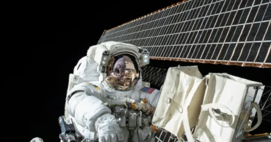 astronauta w kosmosie