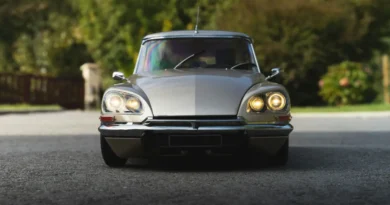 Citroen DS od frontu