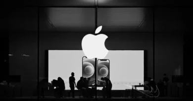 Składany iPhone nadchodzi! Apple szykuje największą rewolucję od lat – cena może zwalić z nóg!