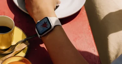 Apple Watch SE 3 zaskakuje! Tani zegarek z funkcjami premium, które wcześniej były zarezerwowane dla flagowców!