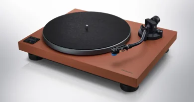 Technics wraca w wielkim stylu! Nowy gramofon SL-40CBT łączy klasykę z nowoczesnością!