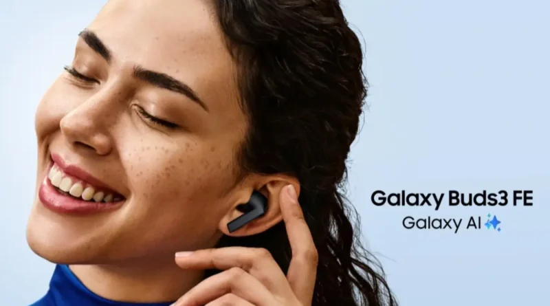 kobieta korzystająca ze słuchawek Samsung Galaxy Buds3 FE