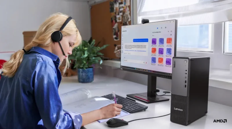 kobieta korzystająca z komputera Lenovo