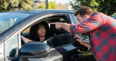 Przedświąteczna agresja na drodze? Nowe badanie YouGov dla Nextbase!