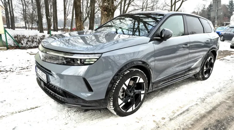 Opel Grandland GS Plug-In Hybrid – nowa definicja niemieckiej solidności?