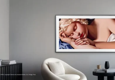 Samsung The Frame na ścianie