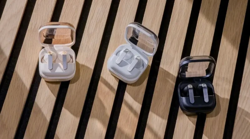 słuchawki Galaxy Buds4 Pro w różnych kolorach