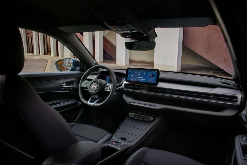 Jeep Avenger Black Edition - wnętrze