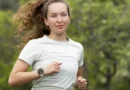 Smartwatch Hama 7020 debiutuje w Polsce. AMOLED, GPS i 110 trybów sportowych za mniej niż 300 zł