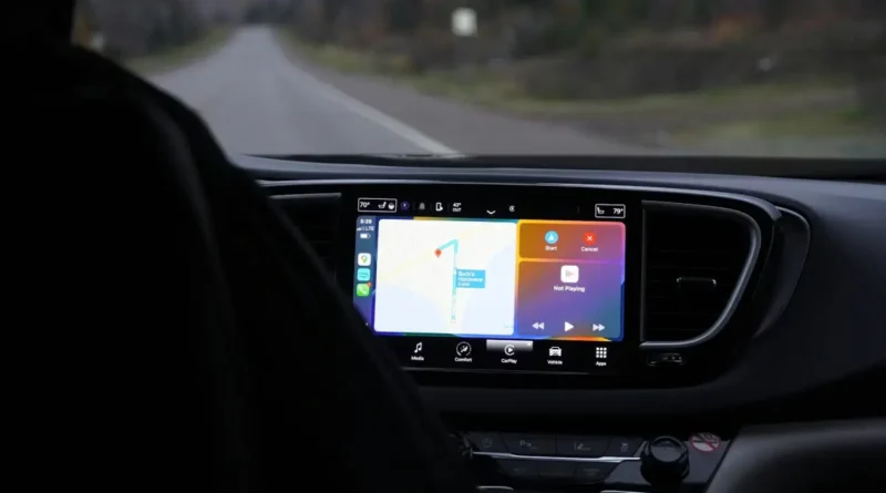 CarPlay zyskuje funkcje AI i zmienia się w pełnoprawnego asystenta kierowcy!