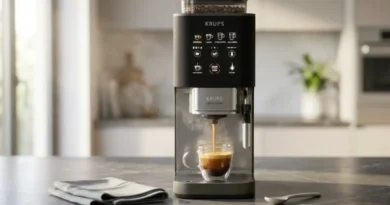 Krups Coffee Crush SA403. Automat szeroki jak kartka A5, który chce udowodnić, że 1500 zł to dobrze wydane pieniądze