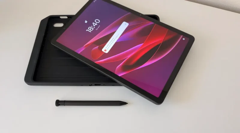Tablet Lenovo ThinkTab X11 – pancernik z wymienną baterią z rodowodem kultowej serii