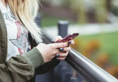 Wybieramy smartfon do 2000 złotych – sierpień 2026