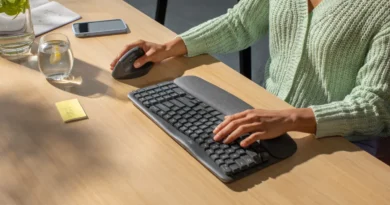 Pracujesz przy biurku? Logitech startuje w Polsce z akcją, która odmieni Twoje stanowisko!