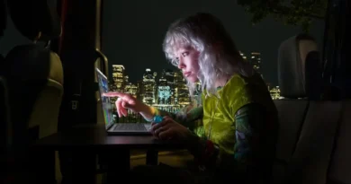 Największy przełom od lat! Apple zaprezentowało MacBooka Pro z nowym ekranem i układami M5!